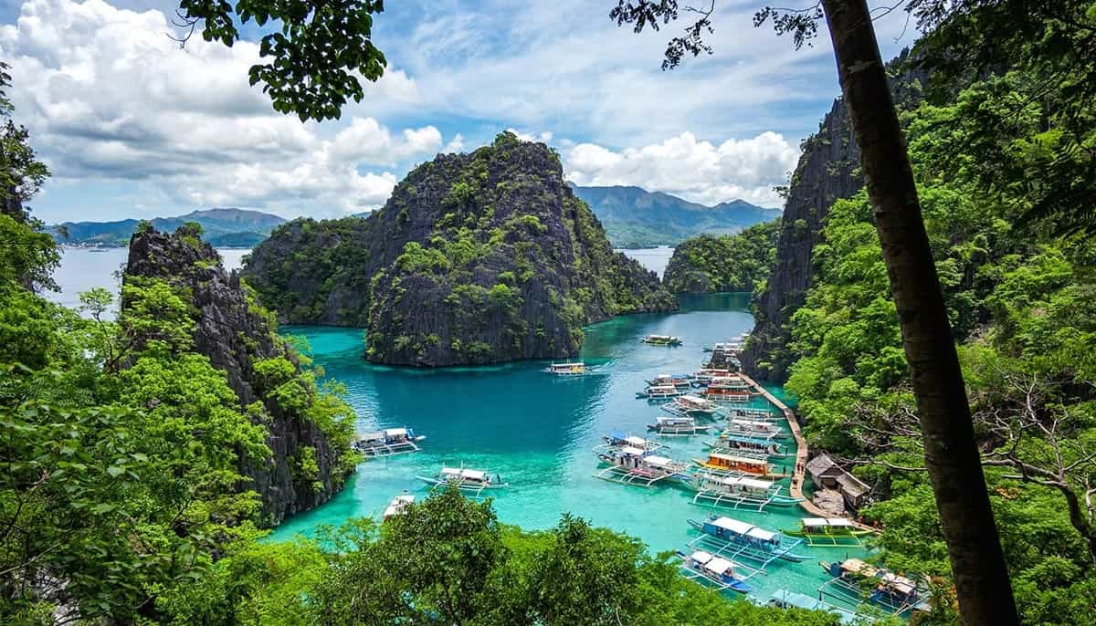 palawan-philippines-Road-affair
